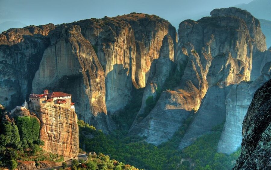 From Thessaloniki: Meteora Small Group Day Trip - Choosing the second monastery
