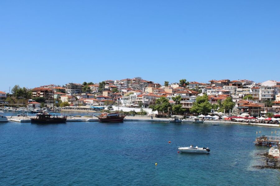 From Thessaloniki: Sithonia Beaches and Scenic Villages Tour - Porto Koufo is the right place for lunch
