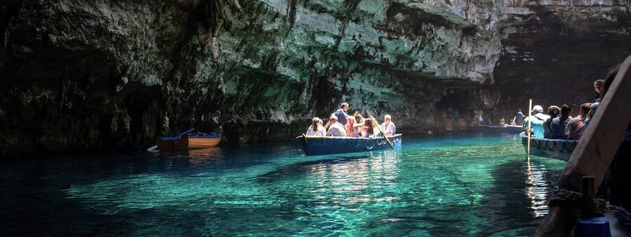 From Zakynthos: Full-Day Tour of Kefalonia - Kefalonia by minibus: an overview from Pessada