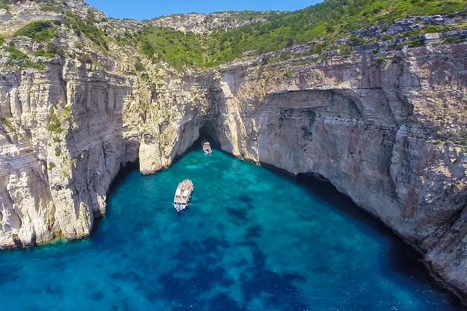 Full-Day Boat Tour of Paxos Antipaxos Blue Caves from Corfu - The return trip, music, and onboard atmosphere
