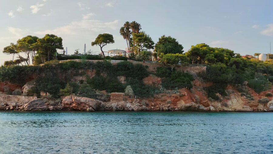 Glyfada Athens : Fishing and Swimming Tour with Lunch - Lunch on board, with Greek flavors