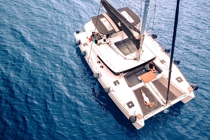 Half Day Premium Catamaran Cruise in Santorini including Oia - What the Santorini catamaran cruise is really like