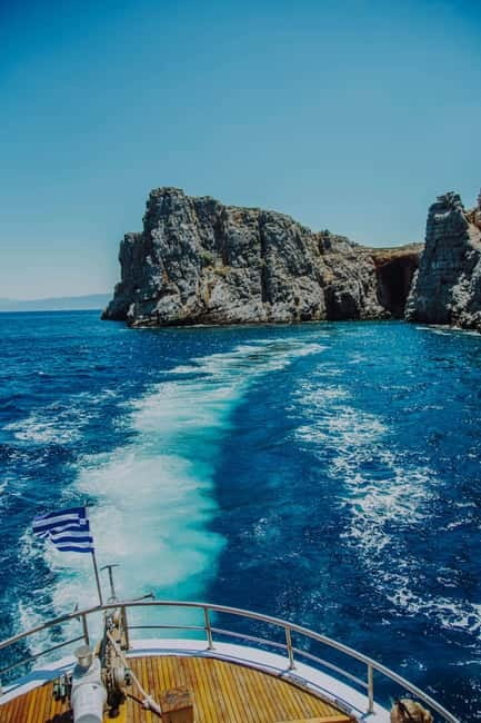 Heraklion Areas : Elounda Boat Trip -The Authentic - The coach ride from Heraklion and the eastern resorts