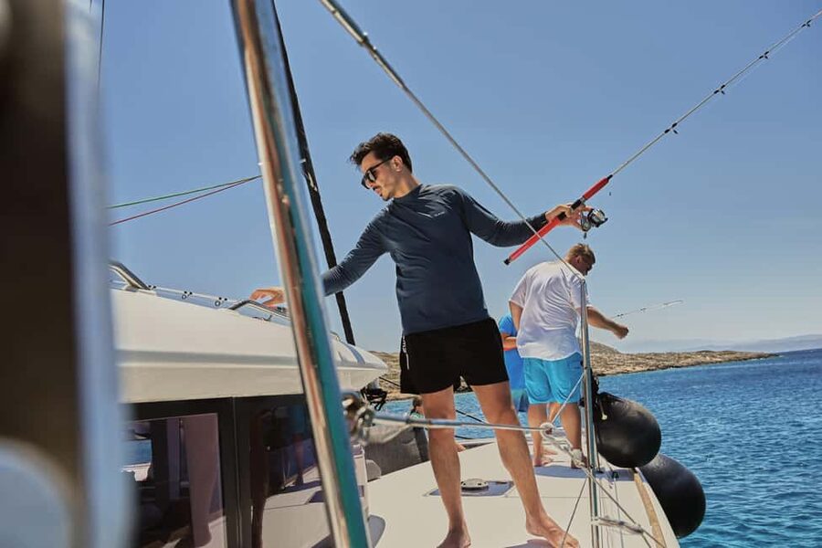 Heraklion: Dia Catamaran Tour - Lunch, Open Bar & Snorkeling - Should you book it?