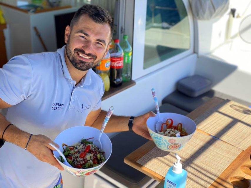 Heraklion: Dia Catamaran Tour - Lunch, Open Bar & Snorkeling - Why families find this outing easy