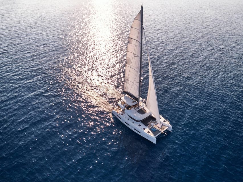 Heraklion: Dia Island Luxury Catamaran Cruise with Meal - Lunch With Greek and Cretan Flavors