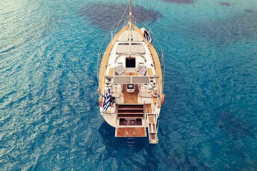 Heraklion: Dia Island Luxury Sailing Trip with Meal & Drinks - Pickup, timing, and what to bring