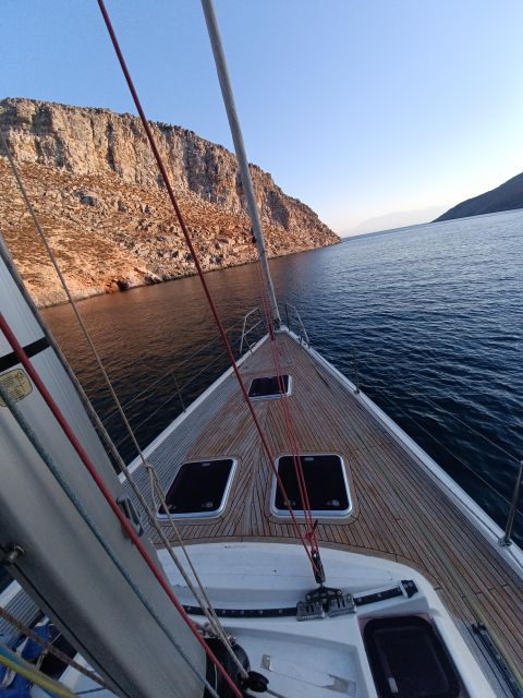 Heraklion: Dia Island Morning Sailing Trip with Snorkeling - Passing Rocca a Mare Fortress