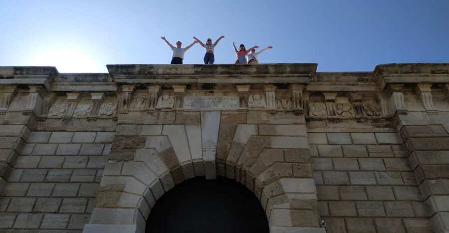 Heraklion: Ecobike Tour with Food tasting - Karavolas: an easy start beside the city