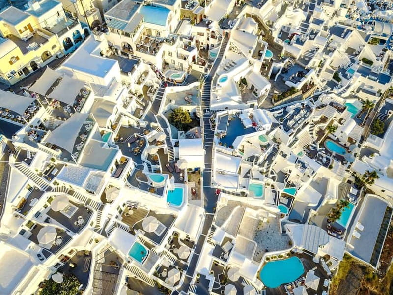 Heraklion: Guided Santorini Day Trip with Ferry Cruise - Key points at a glance