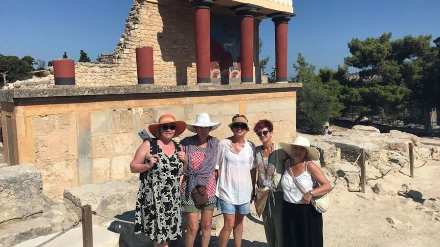 Heraklion: Knossos Private Guided Tour & Skip-the-Line Entry - Key things to know before you book