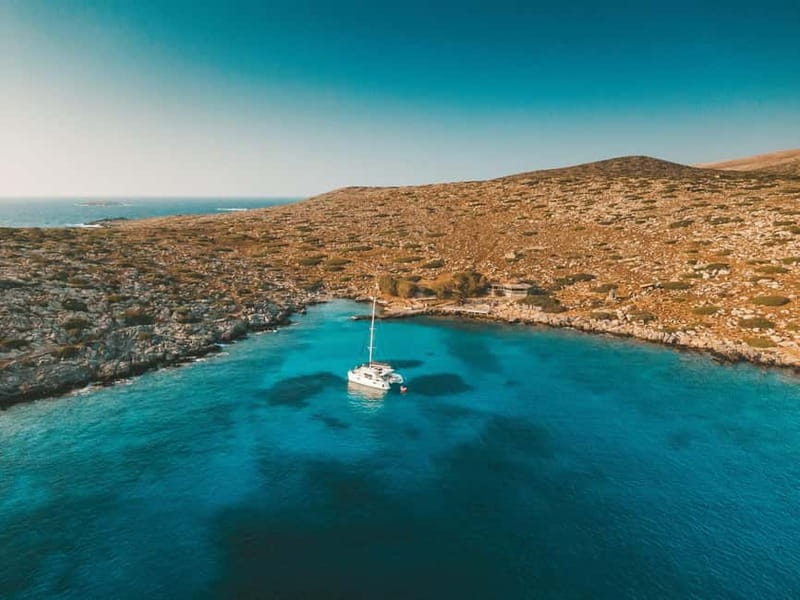Heraklion: Luxury Catamaran Cruise to Dia Island with Lunch - Who should book this Dia Island cruise?
