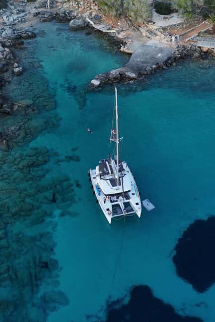 Heraklion Luxury Catamaran Dia Isla -Gourmet Lunch Top Rated - Five things worth knowing before you book