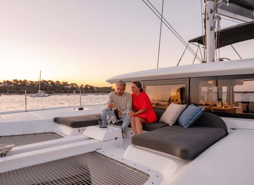 Heraklion Luxury Catamaran Dia Isla -Gourmet Lunch Top Rated - Leaving Heraklion beside Koules Fortress