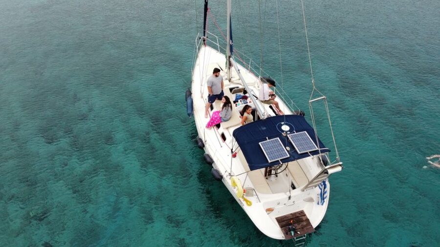 Heraklion: Private Full-Day Sailing Trip to Dia Island - Lunch on the boat, with a useful extra cost to note
