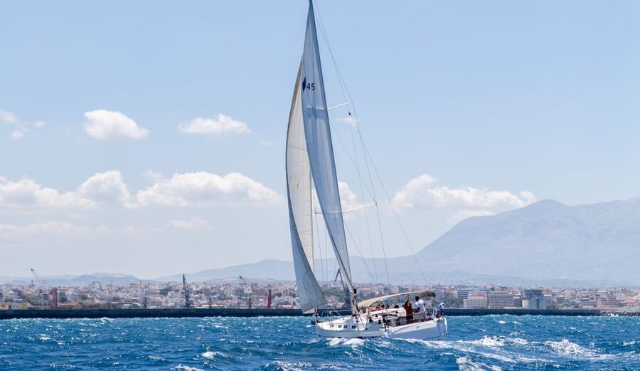 Heraklion: Private Half-Day Sailing Trip to Dia Island - Should you book the Heraklion sailing trip?