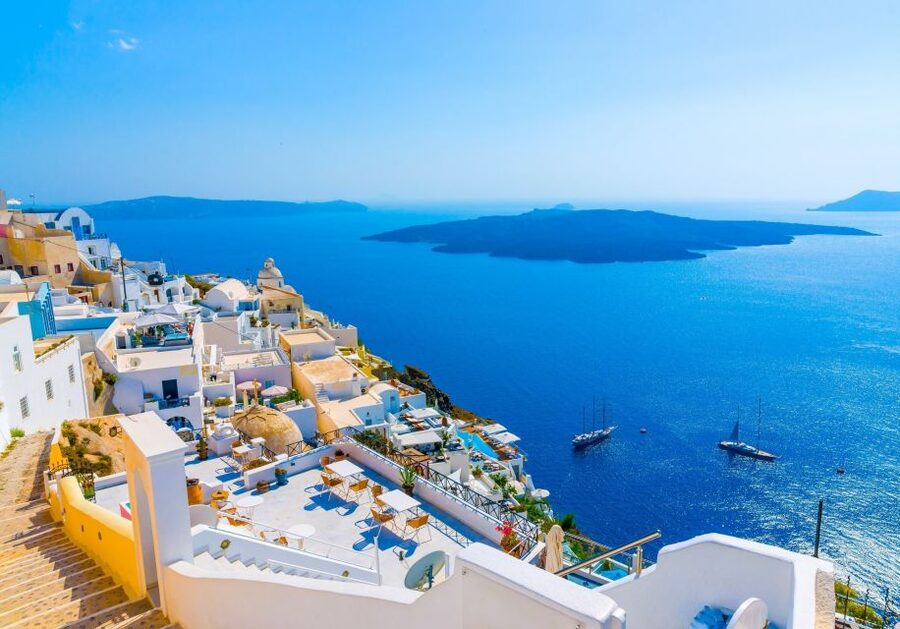 Heraklion: Santorini Day Trip with Boat Transfer & Oia Visit - Who should book this Santorini excursion?