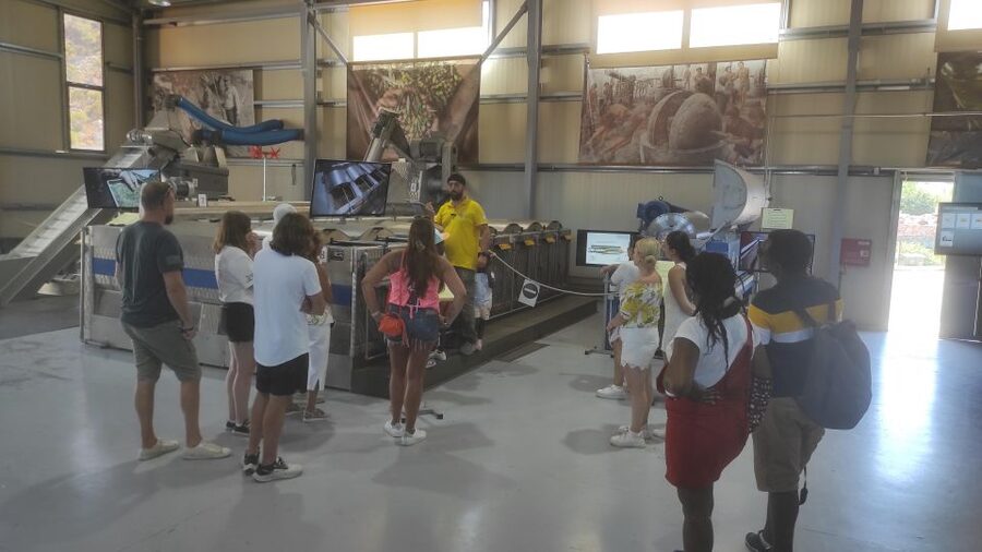 Heraklion: Self-Driving 4X4 Jeep Off-Road Tour with Lunch - BBQ lunch in Malia