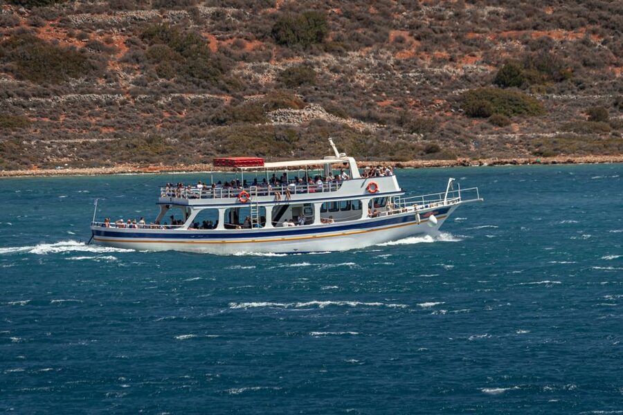 Heraklion: Spinalonga, Agios Nikolaos, & Elounda Boat Tour - Agios Nikolaos and Lake Voulismeni