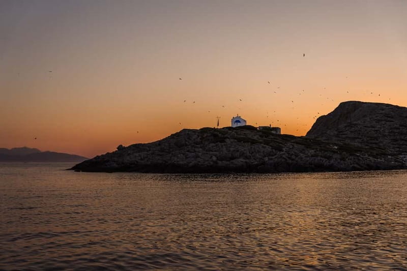 Heraklion: Sunset Sailing Cruise Dia Island with Snorkeling - Swimming, snorkeling, and paddleboarding