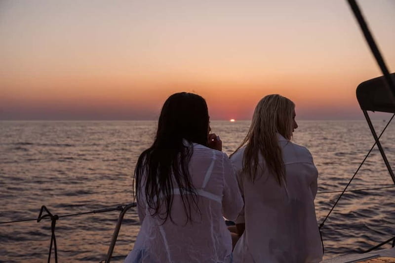 Heraklion: Sunset Sailing Cruise Dia Island with Snorkeling - A fresh meal on the catamaran