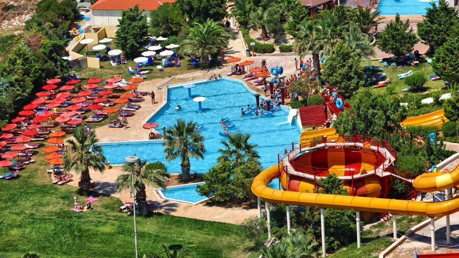 Heraklion: WaterCity Waterpark Day Pass - Slides for thrill seekers and cautious riders