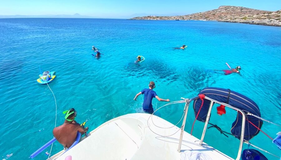 Hersonissos: Catamaran Sailing Trip to Dia Island with Lunch - Drinks, music, and the feel on board