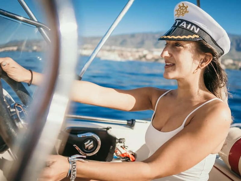 Hersonissos: Rent a Boat - No License Needed - Timing, weather, and practical planning