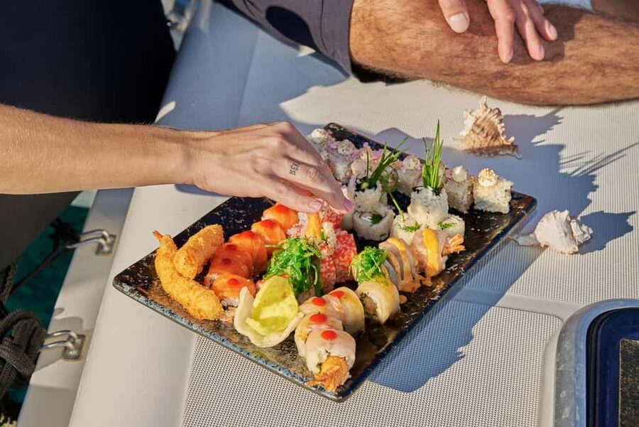 Hersonissos: Sunset Catamaran Cruise with Snacks and Drinks - Boarding in Hersonissos with Prosecco and local snacks