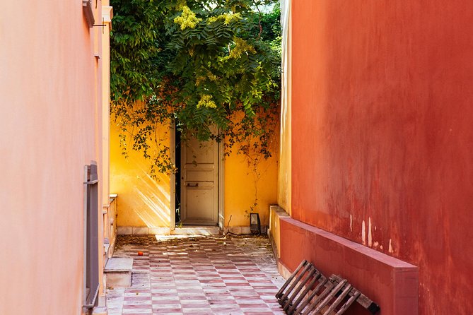 Highlights & Hidden Gems With Locals: Best of Athens Private Tour - Local advice may be the most useful souvenir