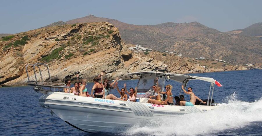 Ios Island: Speedboat Cruise from Mylopotas Beach - Manganari and the five-bay shoreline