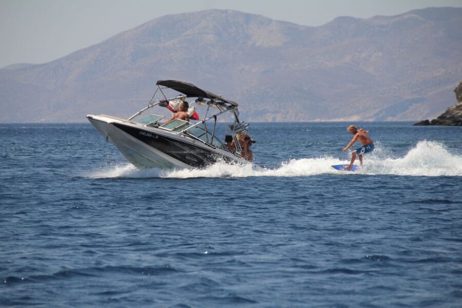 Ios Island: Speedboat Cruise from Mylopotas Beach - Valmas, Kolitsani, and the coast near Ormos