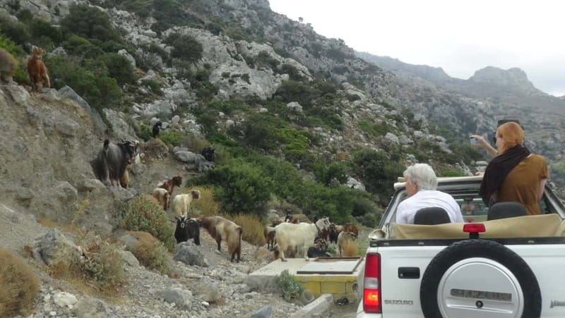 Jeep Driving Tour to Thripti Mountains and typical villages - Key points at a glance