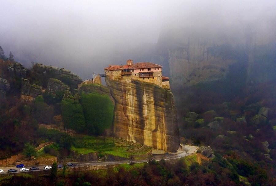 Kalabaka: Meteora Monasteries Minibus Tour with Photo Stops - Is $34 a good price?