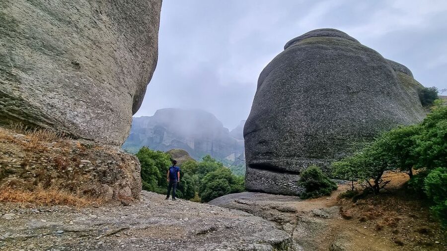 Kalabaka: Meteora Small-Group Hiking Tour w/ Monastery Visit - Is this a hard hike?