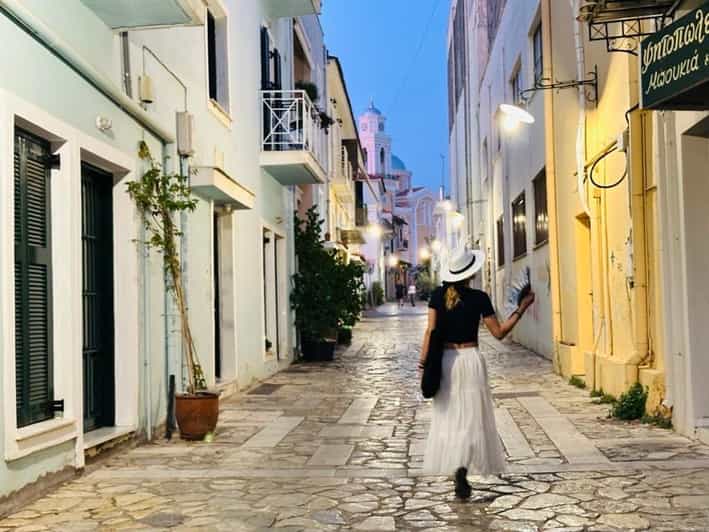 Kalamata : Historical Gossip Tour - Walking conditions, weather, and accessibility