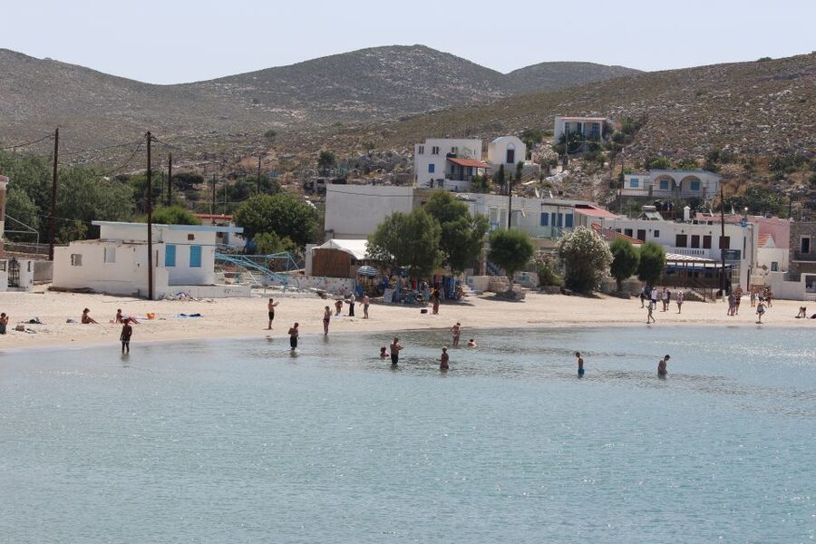Kalymnos, Pserimos & Plati Island Cruise with Hotel Transfer - Plati: clear water and a rocky landing