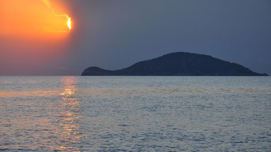 Kassandra: Sunset Sailing Boat Tour of Secluded Coves - Why the small group is worth the $57 price