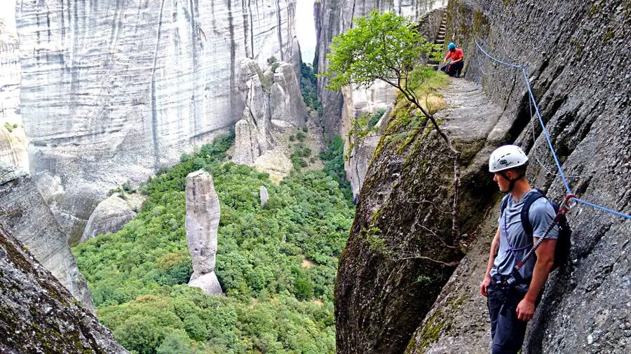 Kastraki: Meteora Via Cordata Hiking Tour to the Great Saint - Starting in old Kastraki village