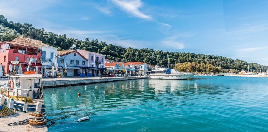 Katakolo: Pyrgos and Katakolo Hop-on Hop-off Bus Tour - Is $11.29 good value?