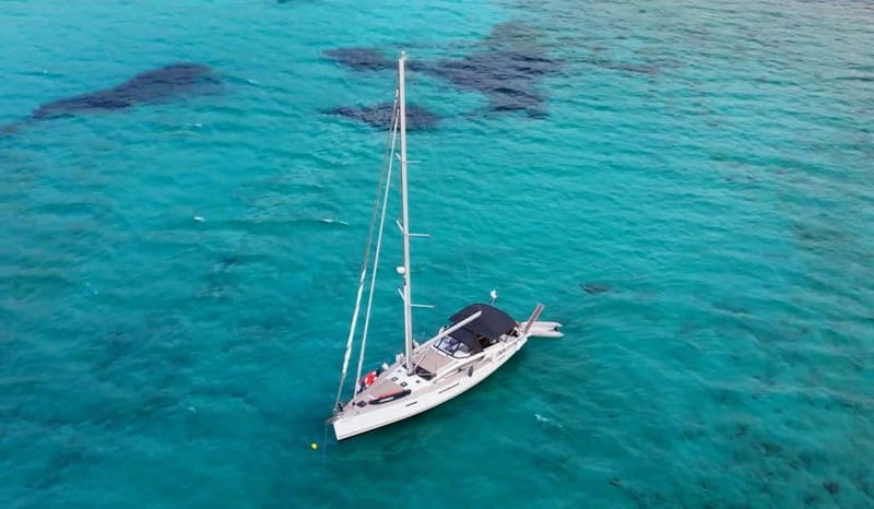 Kissamos: Balos & Gramvousa Sailing Cruise with Meal - Boarding at Kissamos Port and settling in