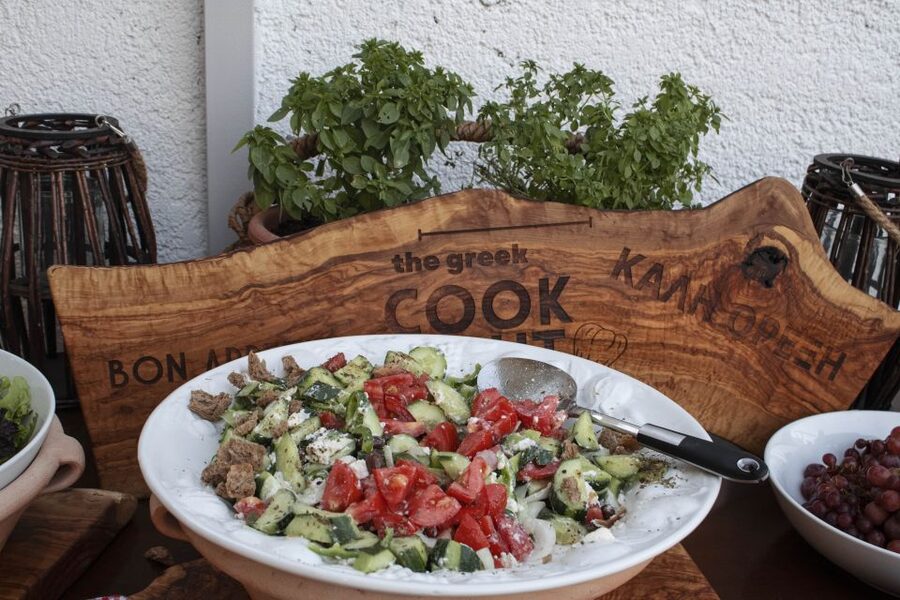 Kissamos: Greek Night with Buffet Dinner and Plate Smashing - Plate smashing, Greek-style