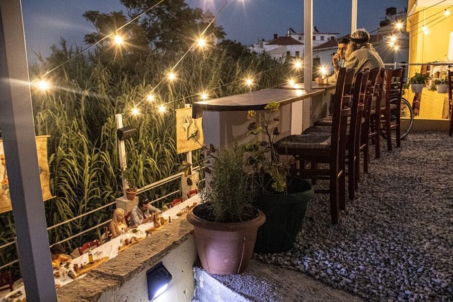 Kissamos: Greek Night with Buffet Dinner and Plate Smashing - What the four-hour schedule feels like