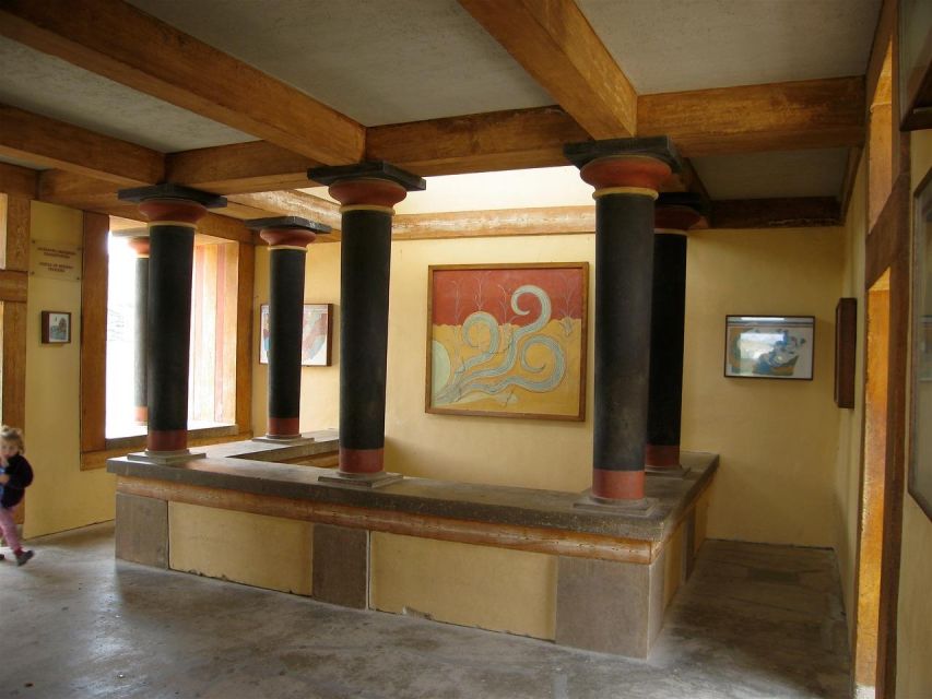 Knossos Palace & Heraklion Full-Day Tour from Chania Area - Who Will Enjoy This Tour Most