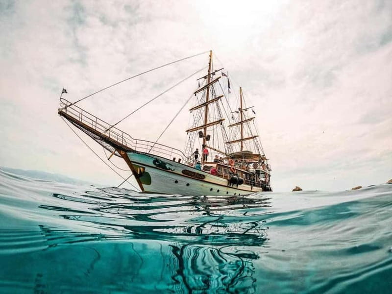 Kos: 3-Island Cruise with Lunch and Hotel Transfer - What the onboard commentary adds