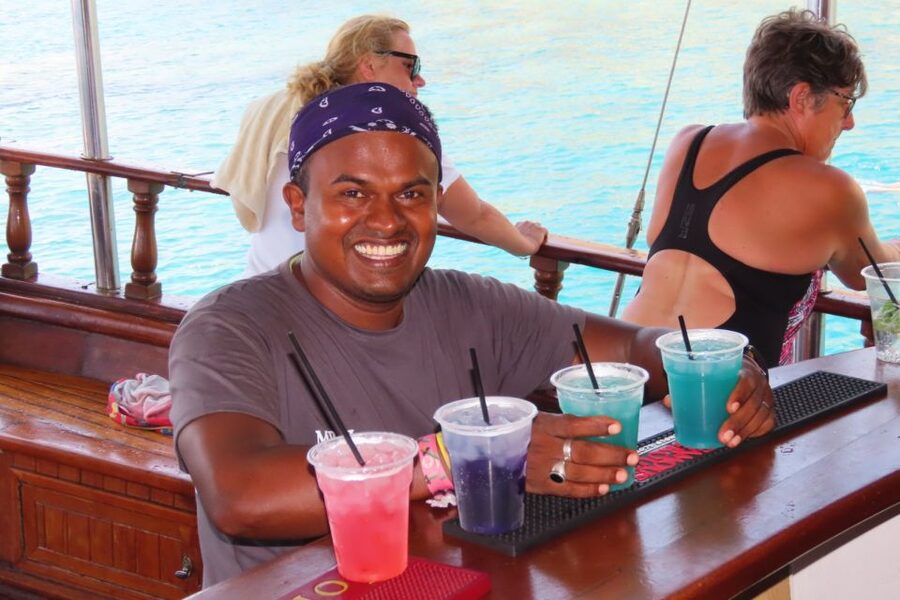 Kos : 3-Island Wooden Ship Cruise w/ Lunch on Captain Hook - Lunch, drinks, and the real value