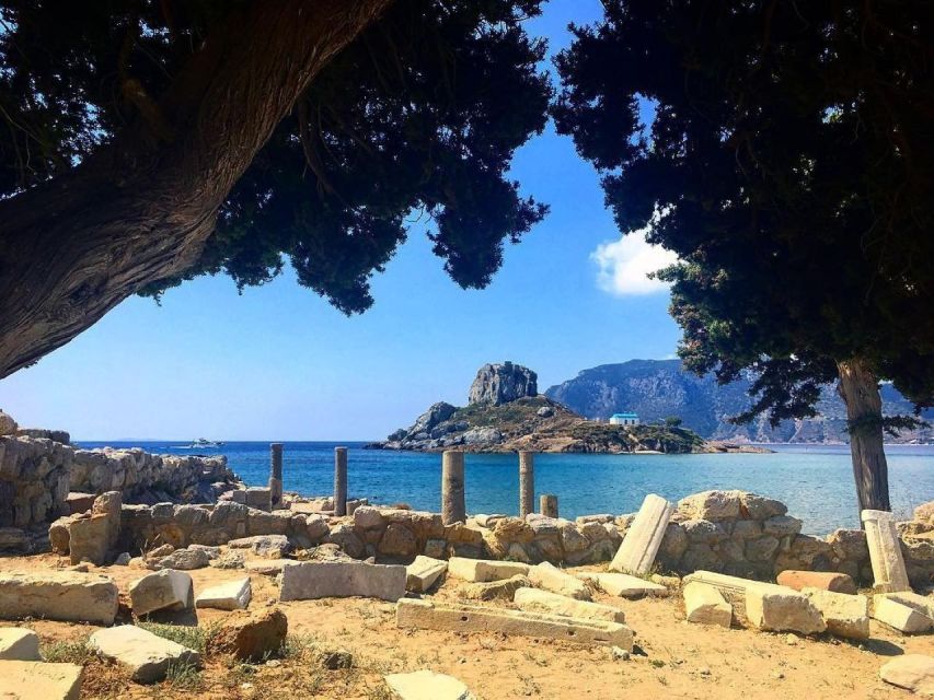 Kos: Kefalos Bay Boat Cruise with Fishing, Swimming, & Meal - Lunch cooked beside the water