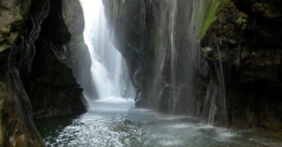 Kourtaliotiko Gorge: Guided River Trekking with Lunch - Starting above Kourtaliotiko Gorge