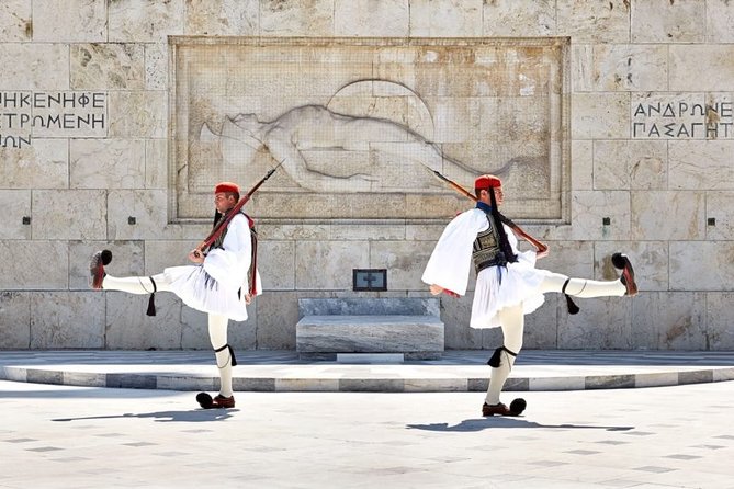 Mercedes Private transfer from Athens to International Airport - A direct route instead of a city adventure