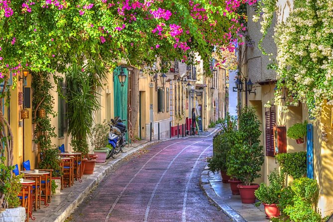 Mercedes Private transfer from Athens to International Airport - Who should book this private transfer?